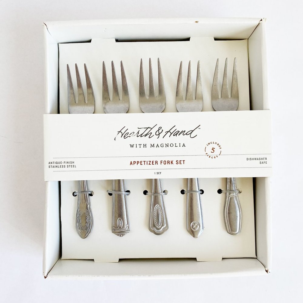 Magnolia Appetizer Fork Set Antique-Finish 5-set